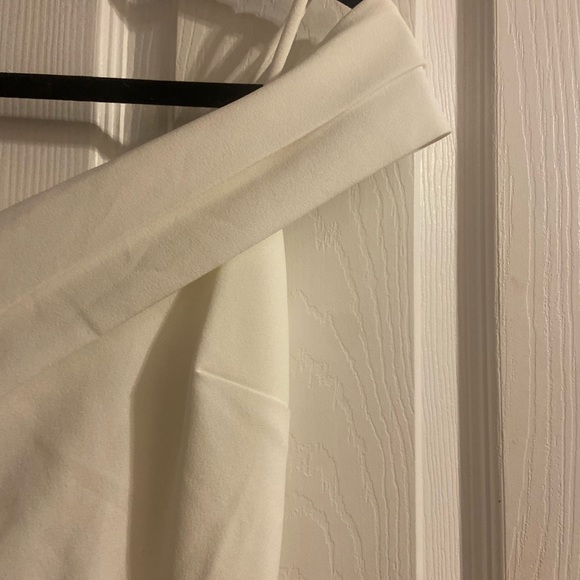 White formal graduation dress - Picture 3 of 7